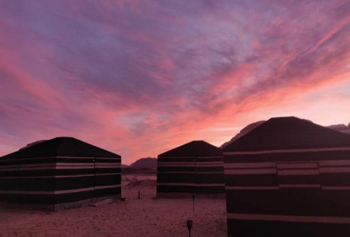 Bed and Breakfast Joy Of Life Wadi Rum Exterior foto