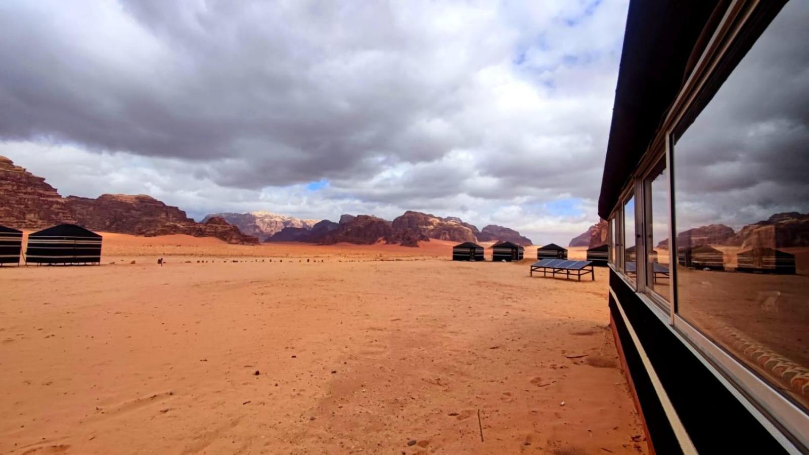 Bed and Breakfast Joy Of Life Wadi Rum Exterior foto
