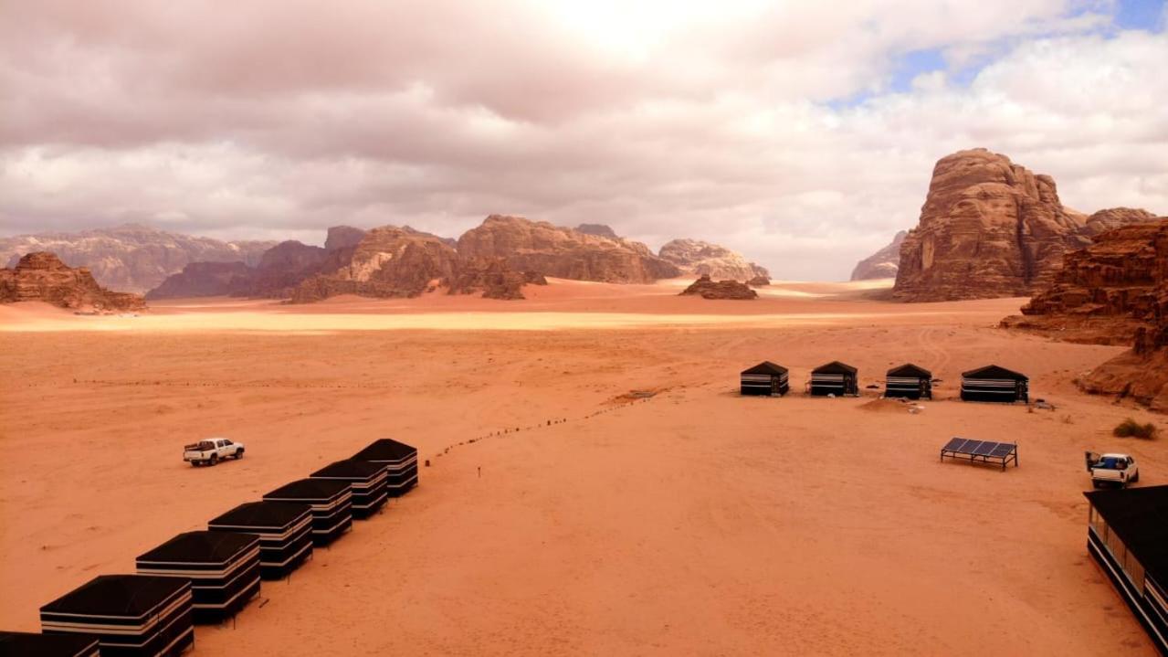 Bed and Breakfast Joy Of Life Wadi Rum Exterior foto